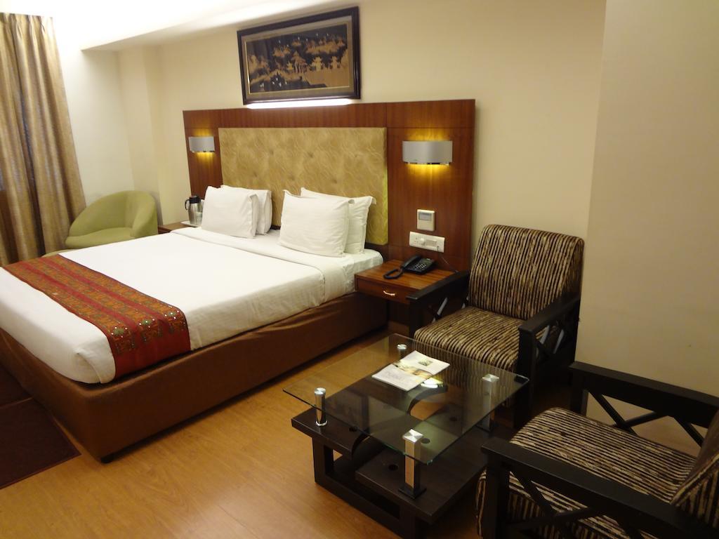 Hotel Budhil Park Visakhapatnam Exterior foto